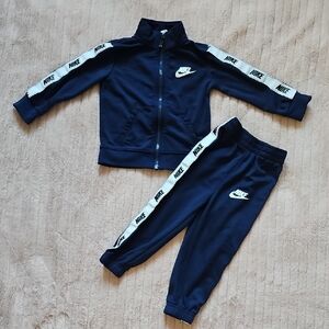 NIKE TRACK SUIT 18M